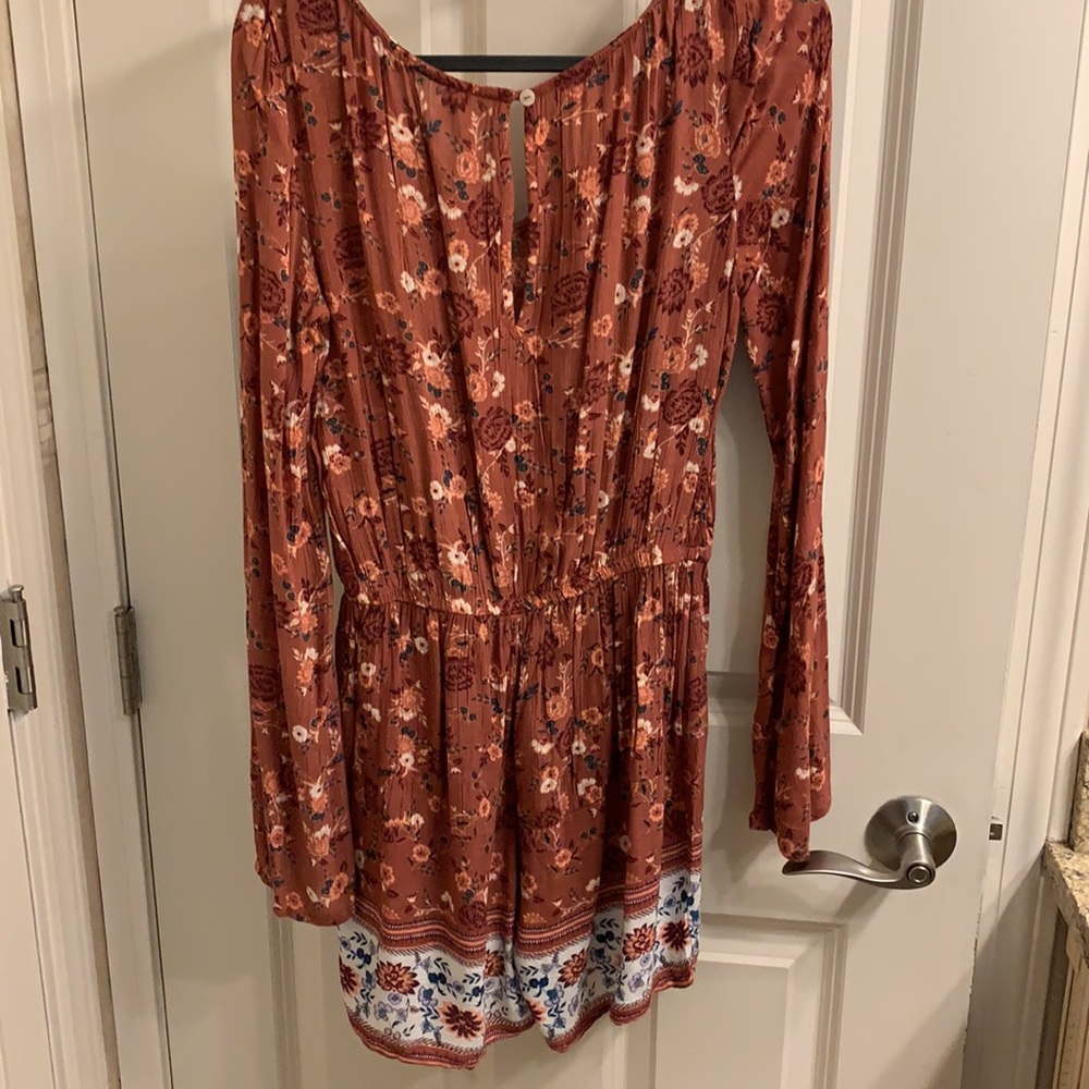 Jumper - Picture 2 of 4
